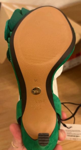 Sandalia tacon Zara talla36 nuevas sin estrenar