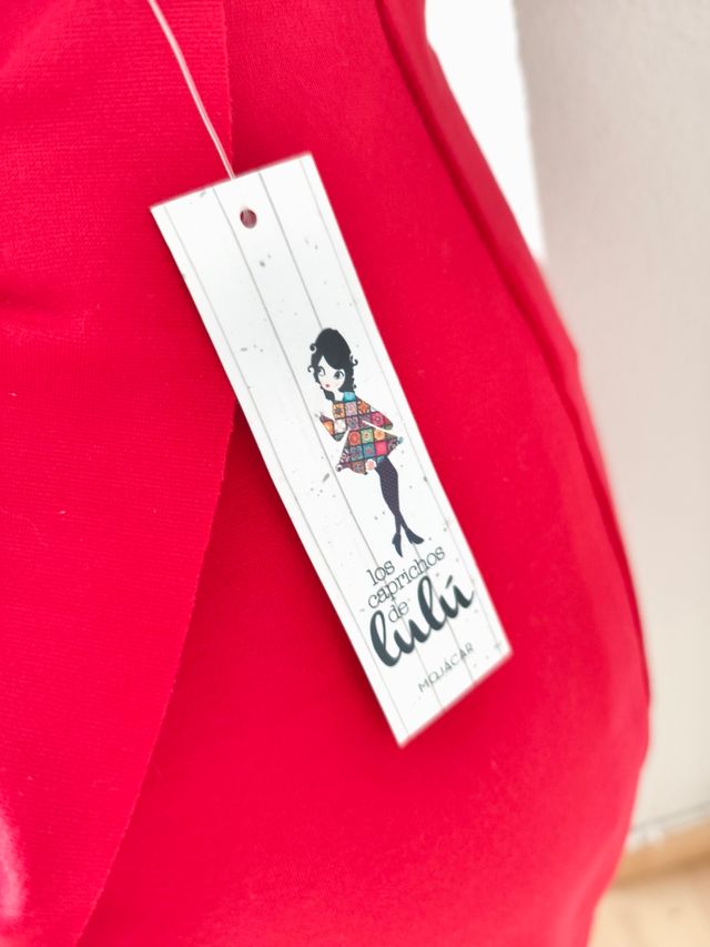 Falda roja de tubo NUEVA