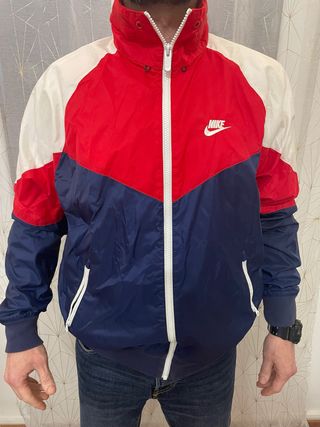 Chaqueta chandal impermeable cortavientos NIKE
