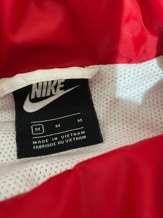 Chaqueta chandal impermeable cortavientos NIKE