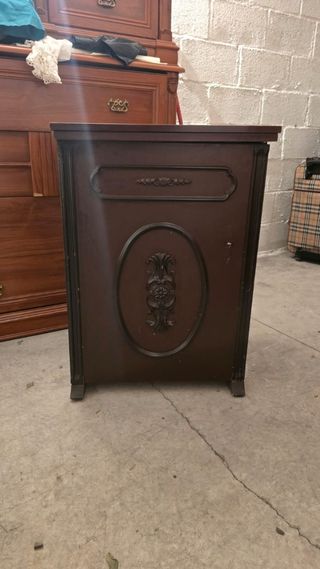 Máquina coser antigua SINGER