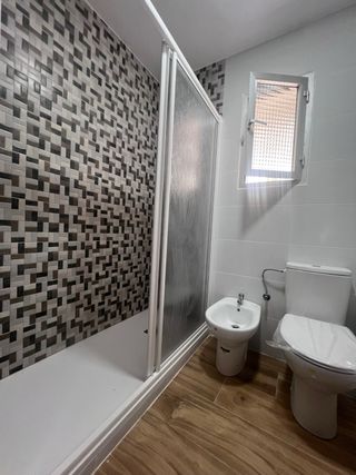 Alicatado, fontanería, electricidad, pintura