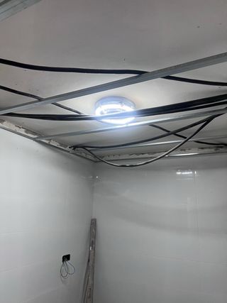 Alicatado, fontanería, electricidad, pintura