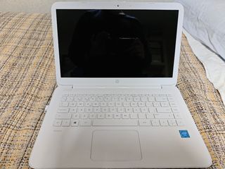 Portátil HP Stream 14-ax003ns