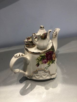 ROYAL ALBERT TERERA PEQUEÑA