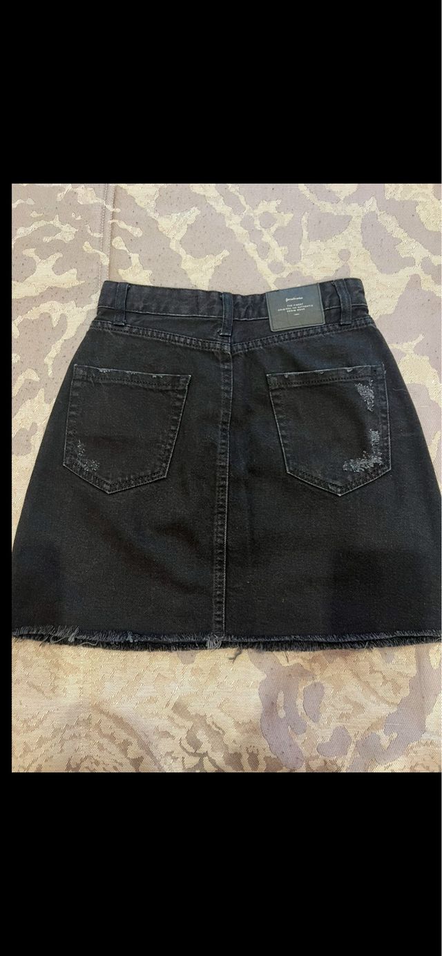 2 Faldas Stradivarius talla XS