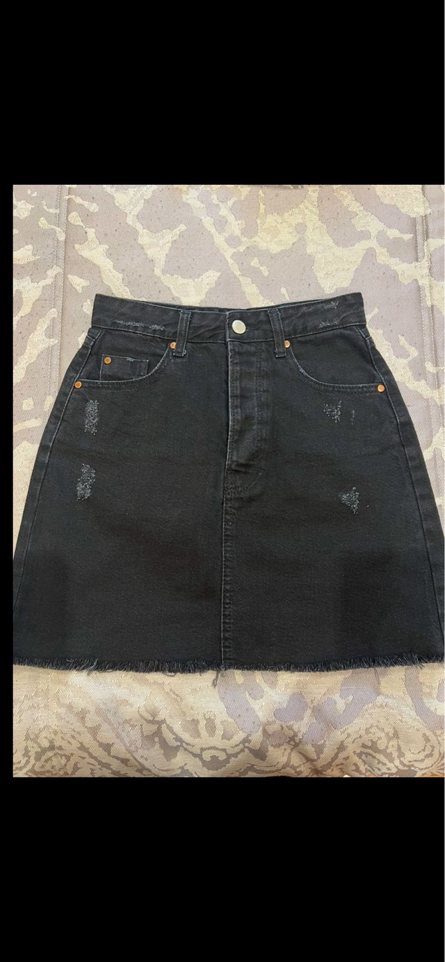 2 Faldas Stradivarius talla XS