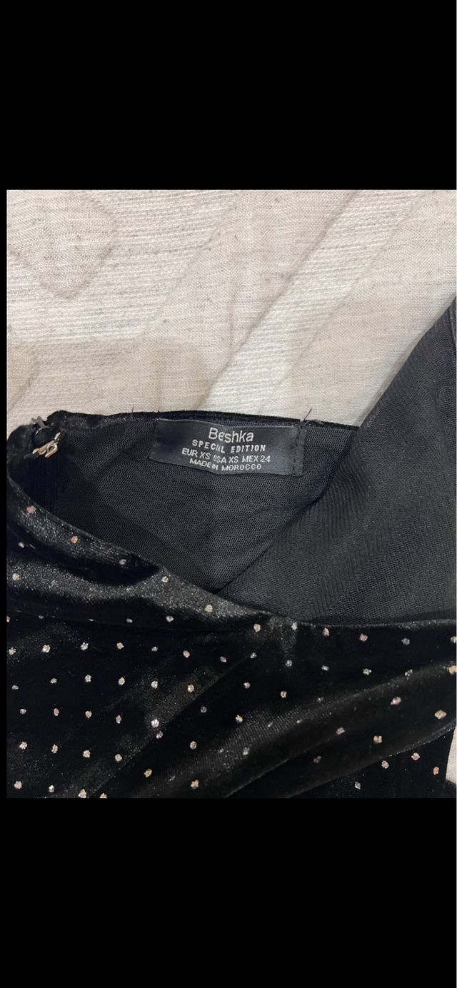 Top negro terciopelo Bershka talla XS