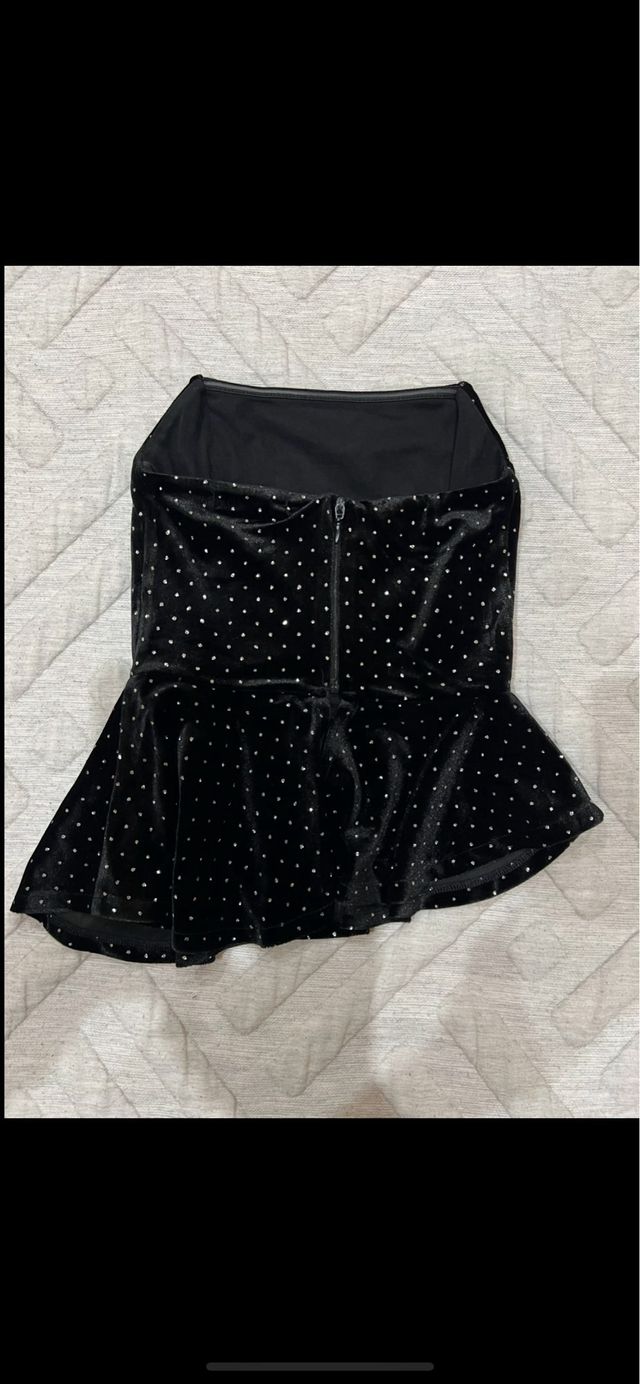 Top negro terciopelo Bershka talla XS