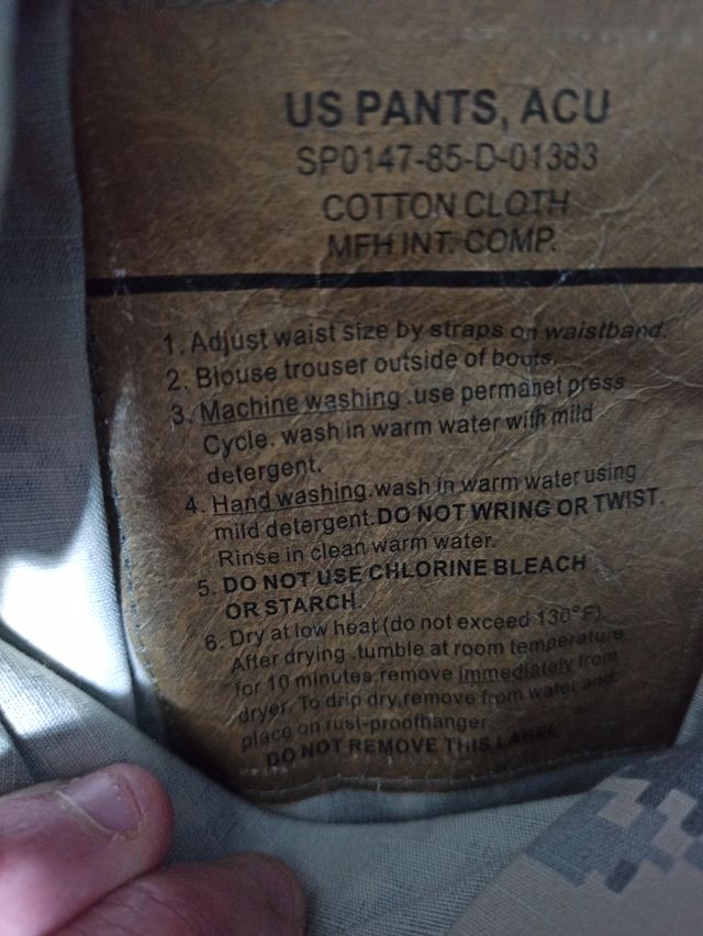 Pantalón usa militar