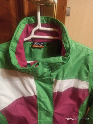 Chaqueta Chubasquero. Unixes.