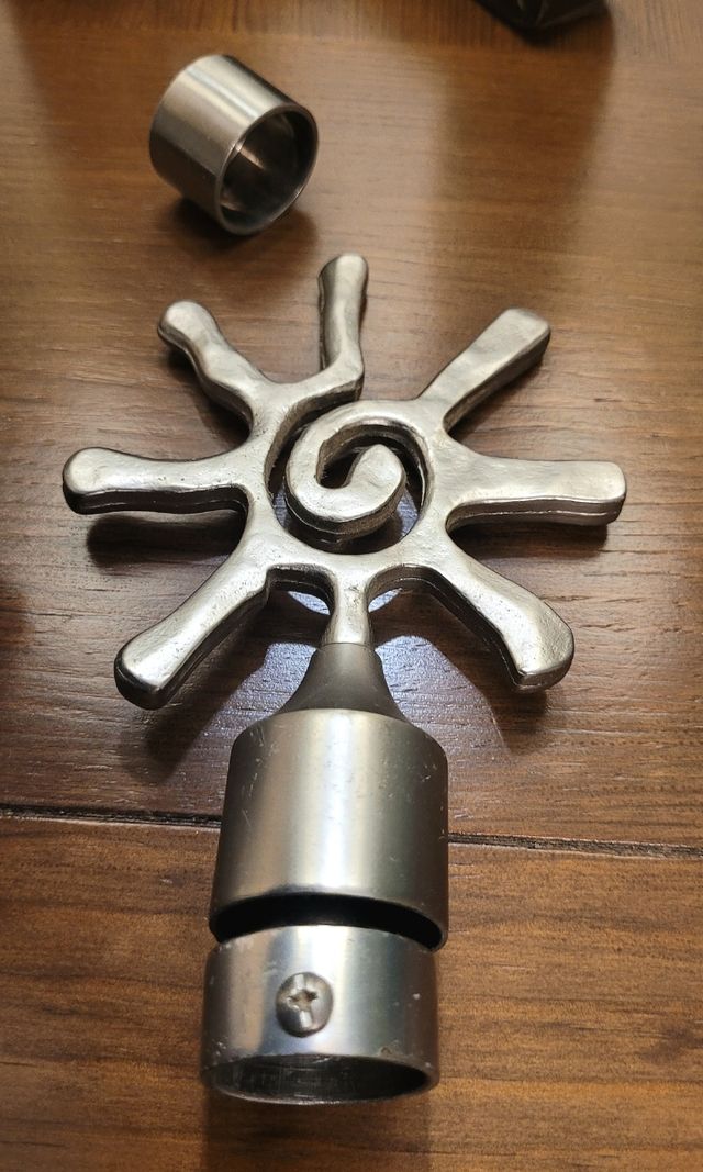 Remate de Diseño en acero para cortina