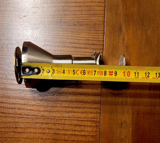 Remate de Diseño en acero para cortina