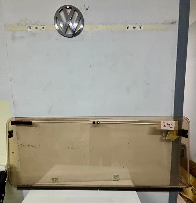 VW T3 Ventana Lateral Izquierd Abrible Ref.253