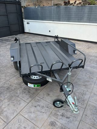 Alquiler remolques en granada