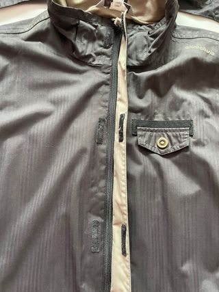 Abrigo marrón quechua