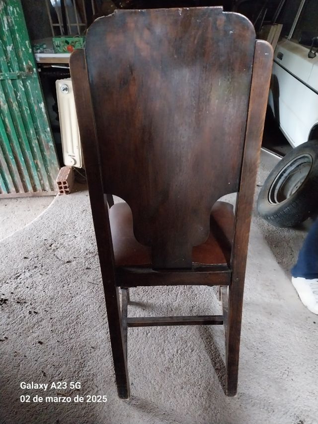 2 Sillas antiguas