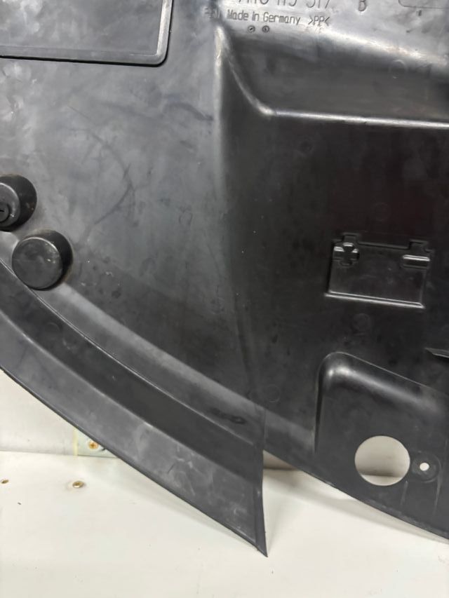 VW T5 Tapa de bateria años 2003-2009 Ref.250