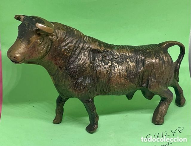 TORO DE BRONCE ANTIGUO