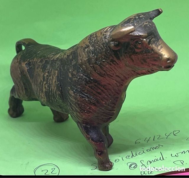 TORO DE BRONCE ANTIGUO