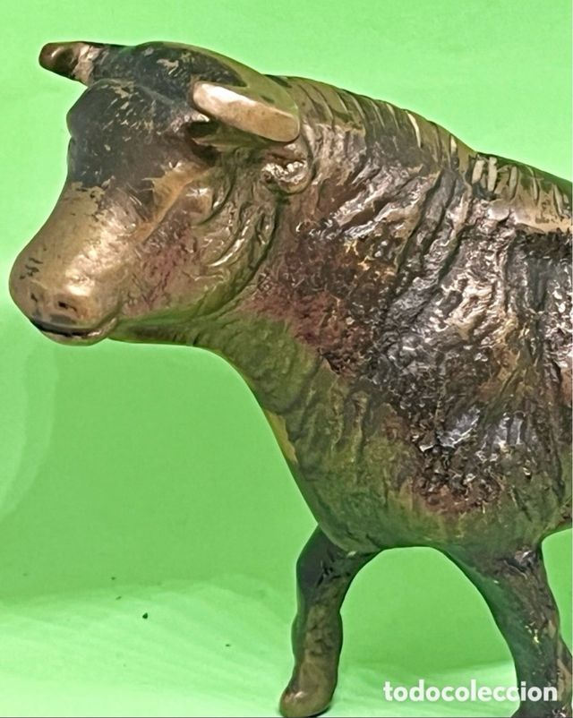 TORO DE BRONCE ANTIGUO
