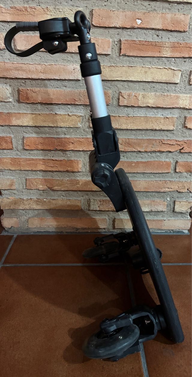 Patinete universal roller para carro bebecar