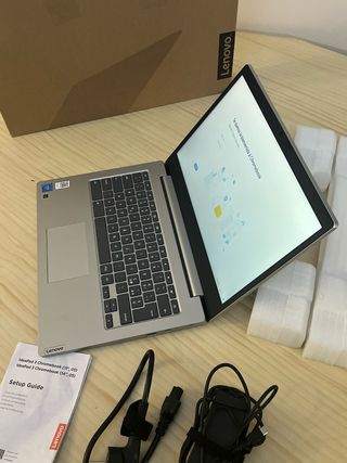 Portátil Lenovo Chromebook IdeaPad 3 14 FHD Nuevo