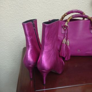 Botines de piel fucsia de BRONX nuevos 