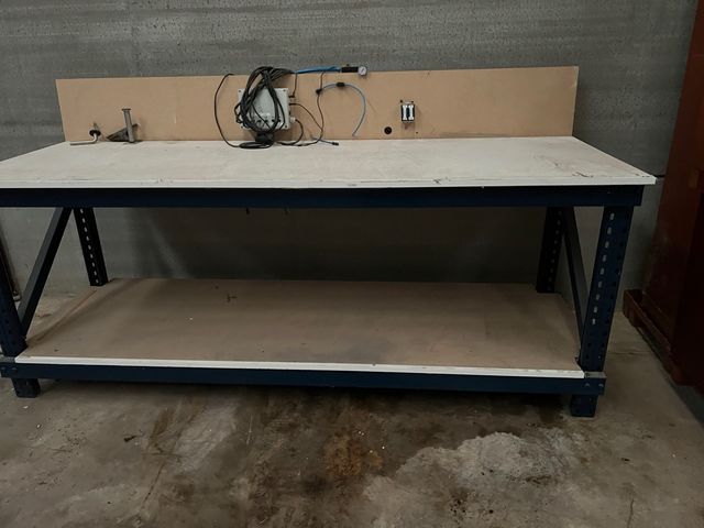 vendo Mesas de trabajo son nuevas