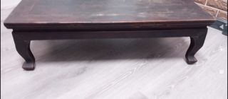 Mesa baja  Antigua .