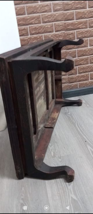 Mesa baja  Antigua .