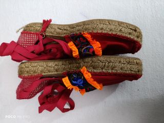 Alpargatas rojas fantasia