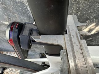 Soporte Tarmac SL7 Luz Garmin Varia