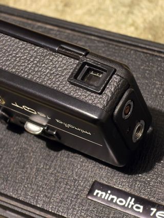 Camera fotográfica Vintage- minolta 16QT