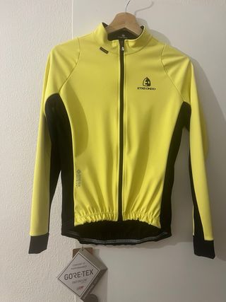 Chaqueta Etxeondo GoreTex Infinium Windstopper