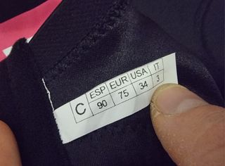 Sujetador deportivo negro 90C nuevo 