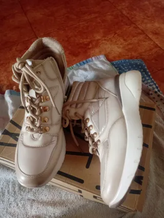 /Botines/confort OWEL/ 38