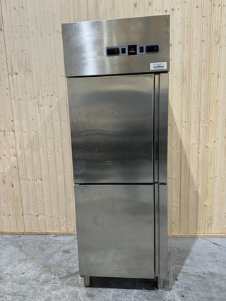 Nevera congelador vertical