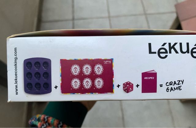 Molde para bombones calavera lékué