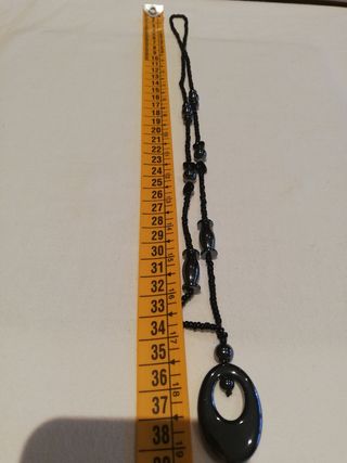 Colgante negro 