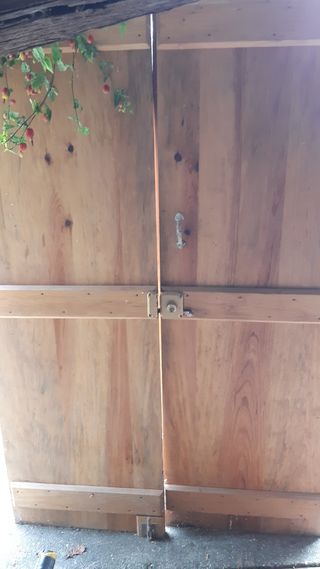 Puerta madera