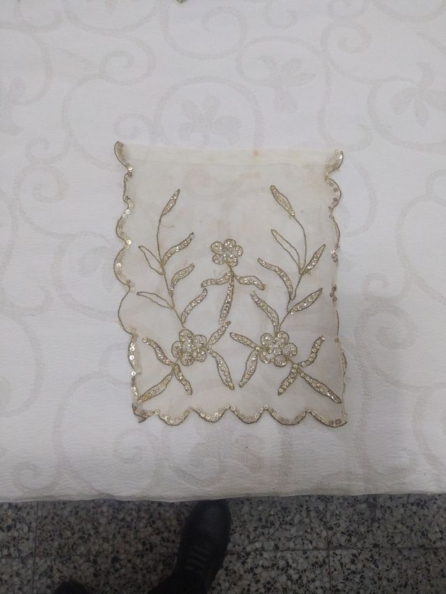 Manteleta fallera bebe