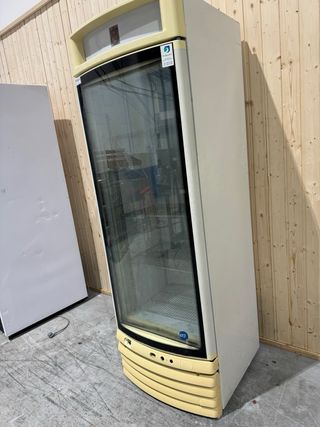 Congelador Vertical de cristal