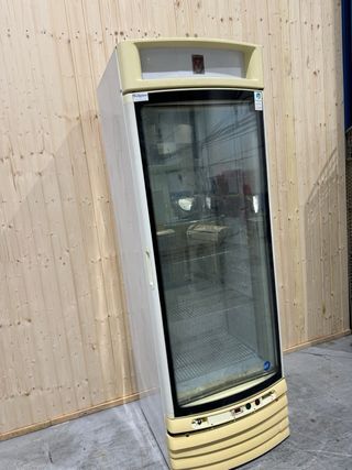 Congelador Vertical de cristal