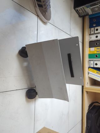Ruedas soporte ordenador sobremesa