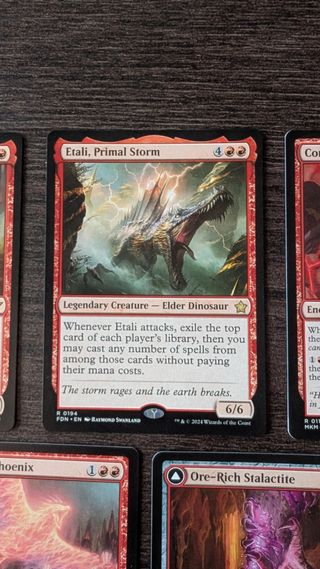 5 cartas raras rojas