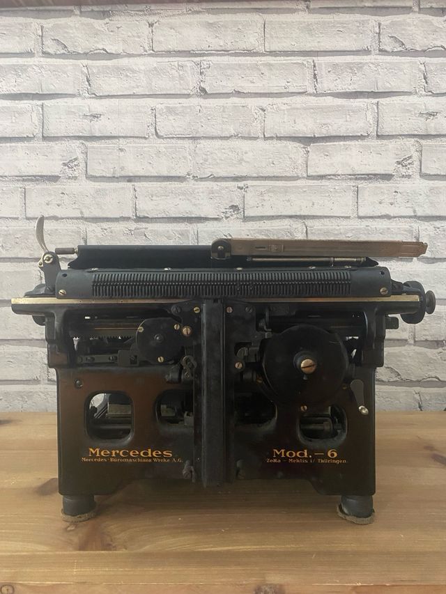 Maquina de Escribir Mercedes 6