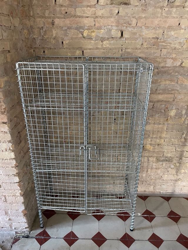 Mueble Armario metálico de diseño IKEA PS 2017