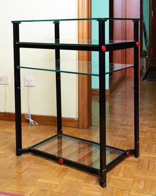 Mesa auxiliar metal negro y cristal