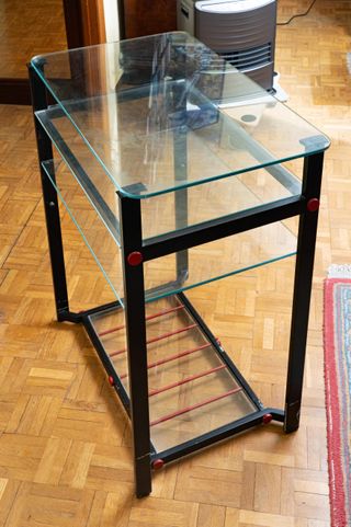 Mesa auxiliar metal negro y cristal